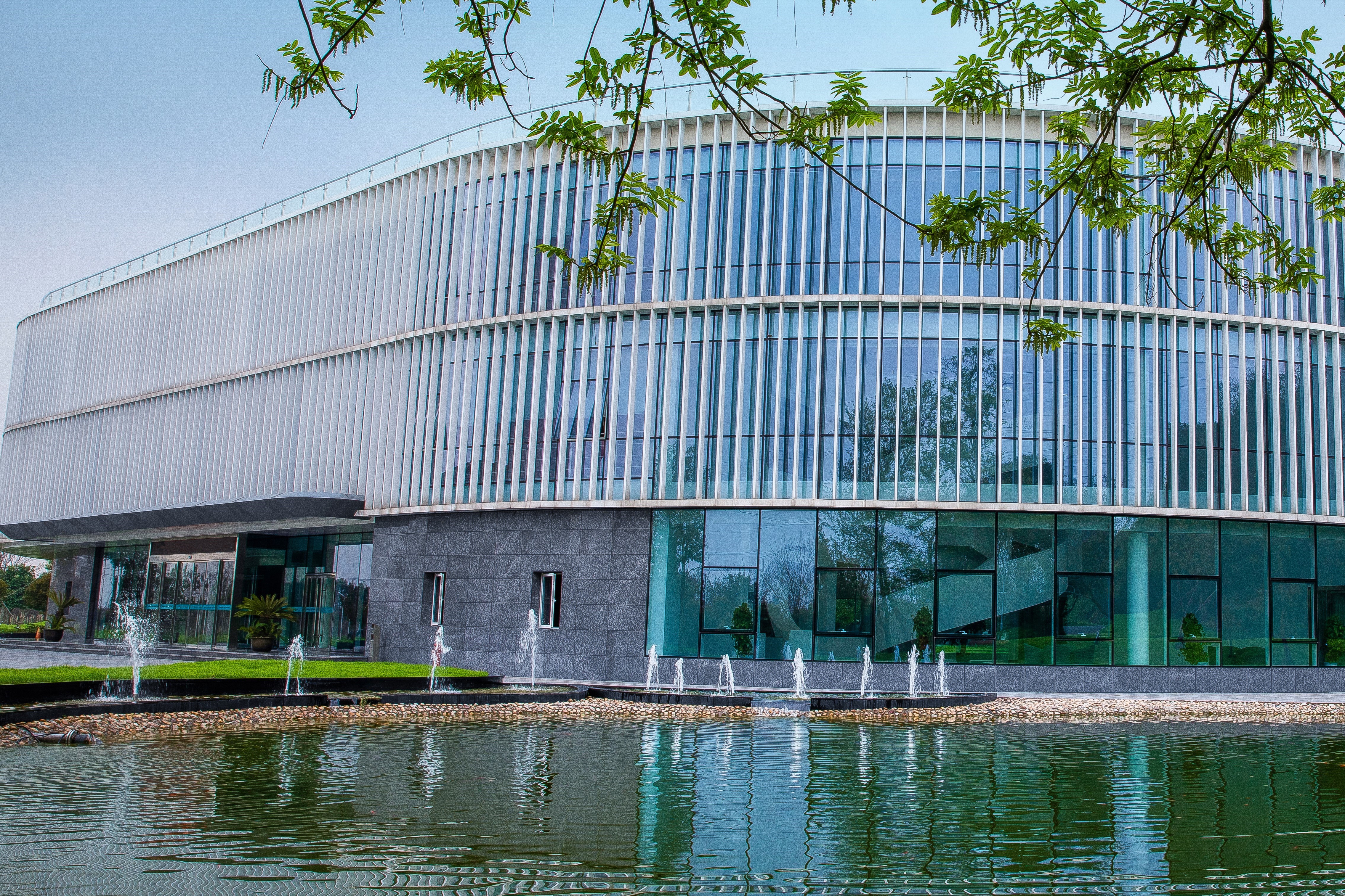 凯时AG（股票代码：002427）