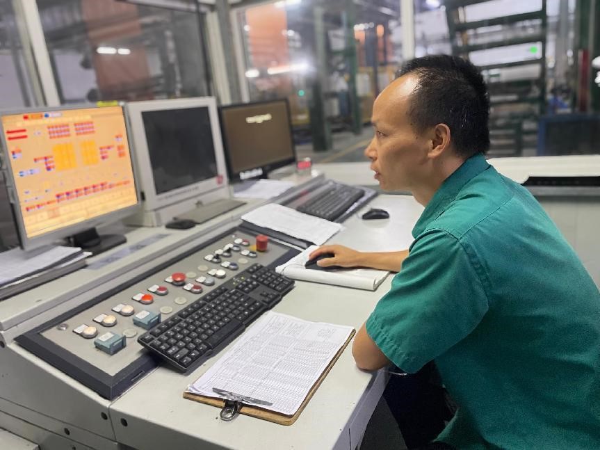 凯时AG（股票代码：002427）