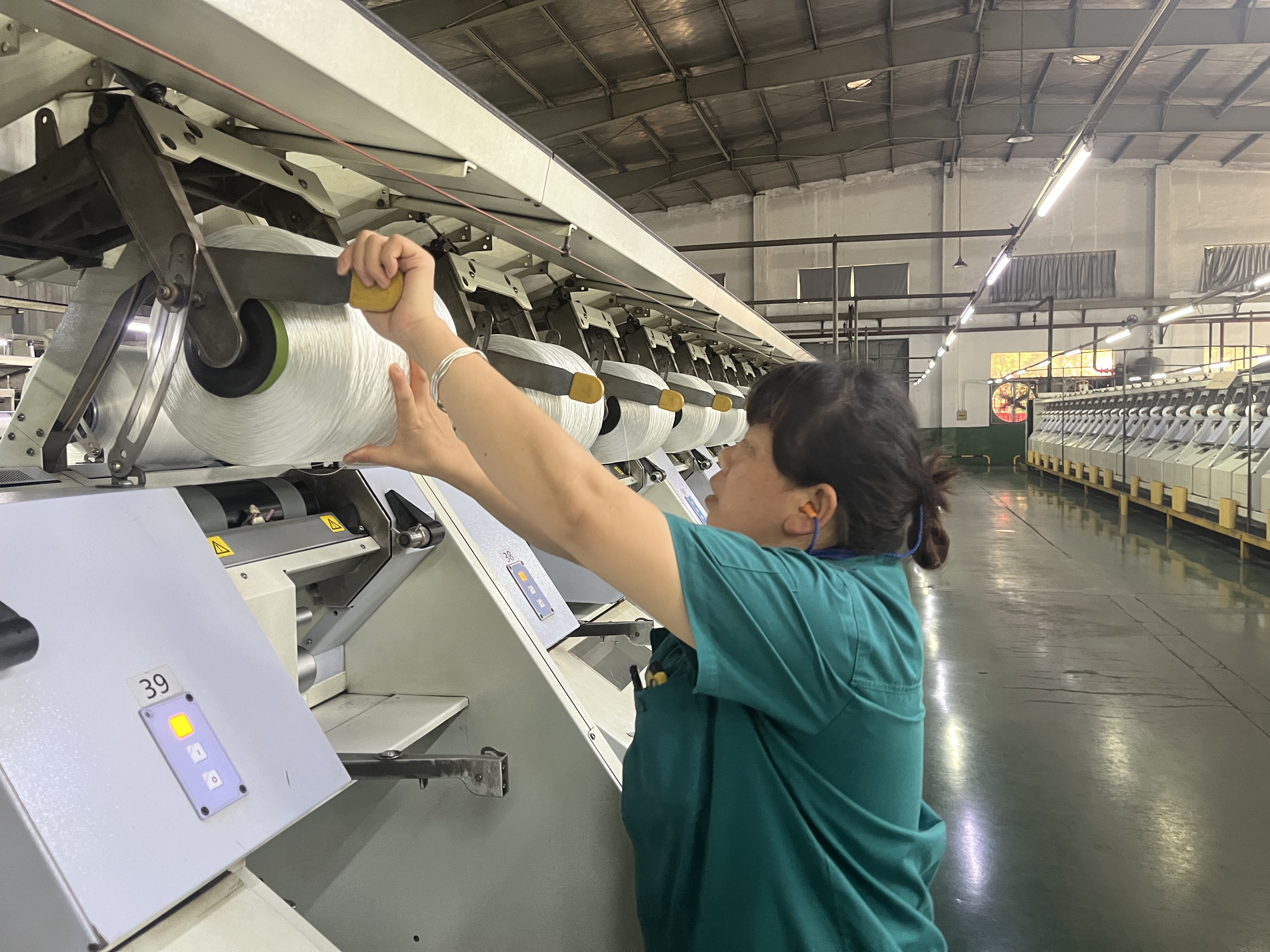 凯时AG（股票代码：002427）